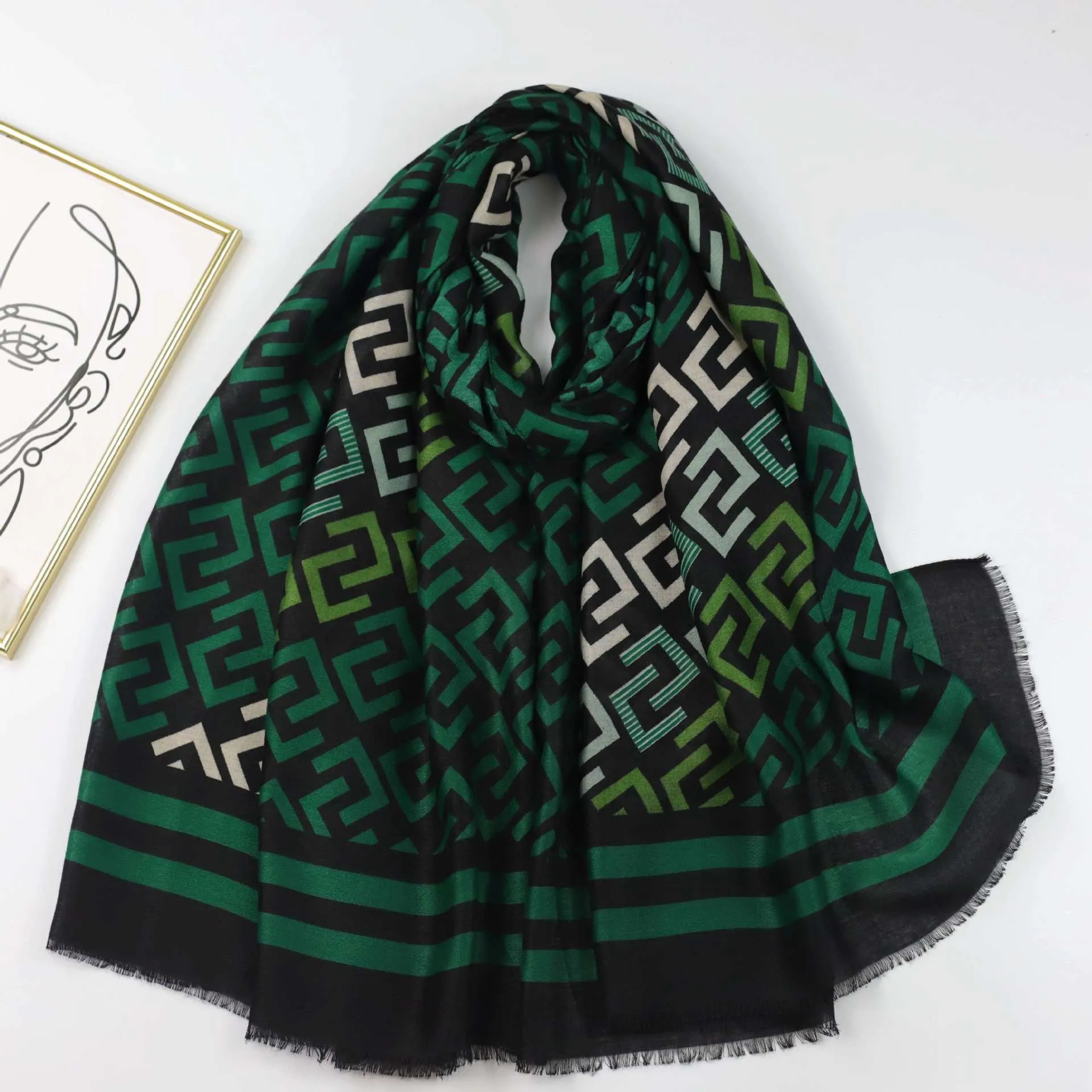 JY230615 printed scarf