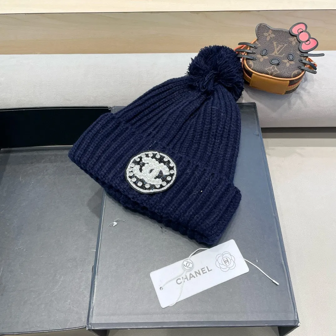 KNIT BEANIE HAT IN NAVY BLUE WOOL 430241