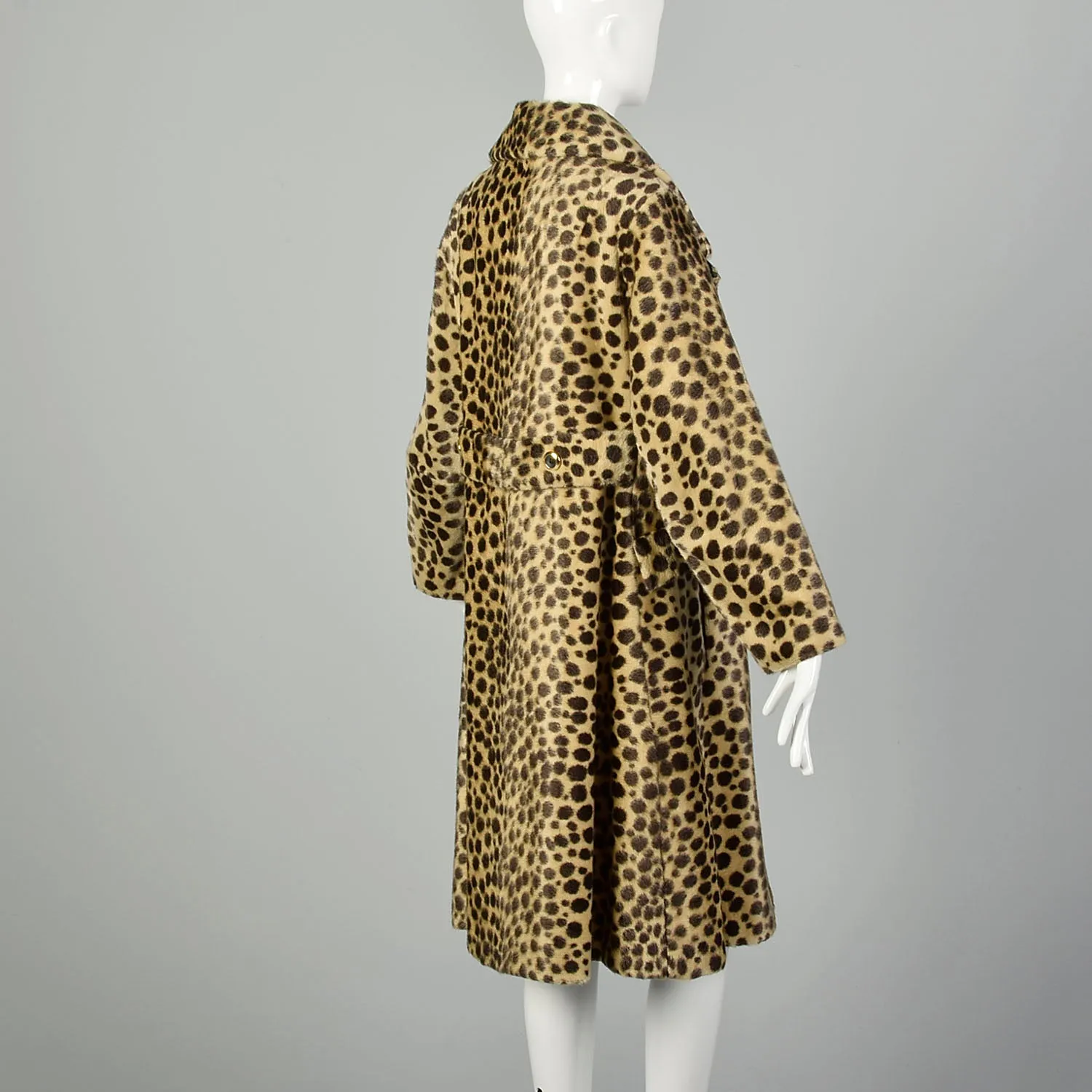 Medium 1960s Vegan Leopard Fur Winter Coat Mod Double Breasted Faux Fur