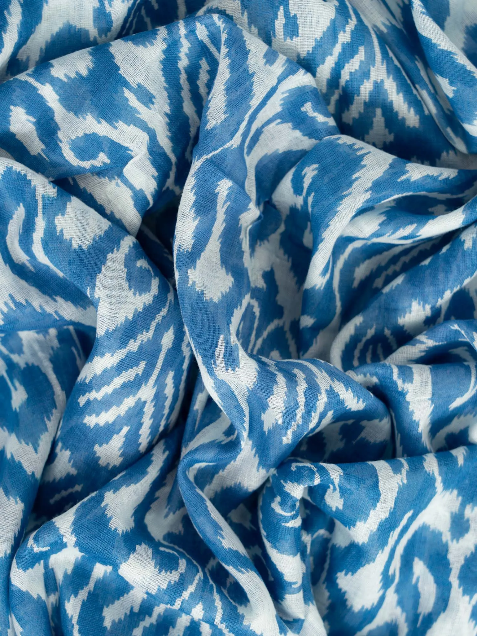 Saffron Lightweight Cotton Scarf - Light Blue, Damask