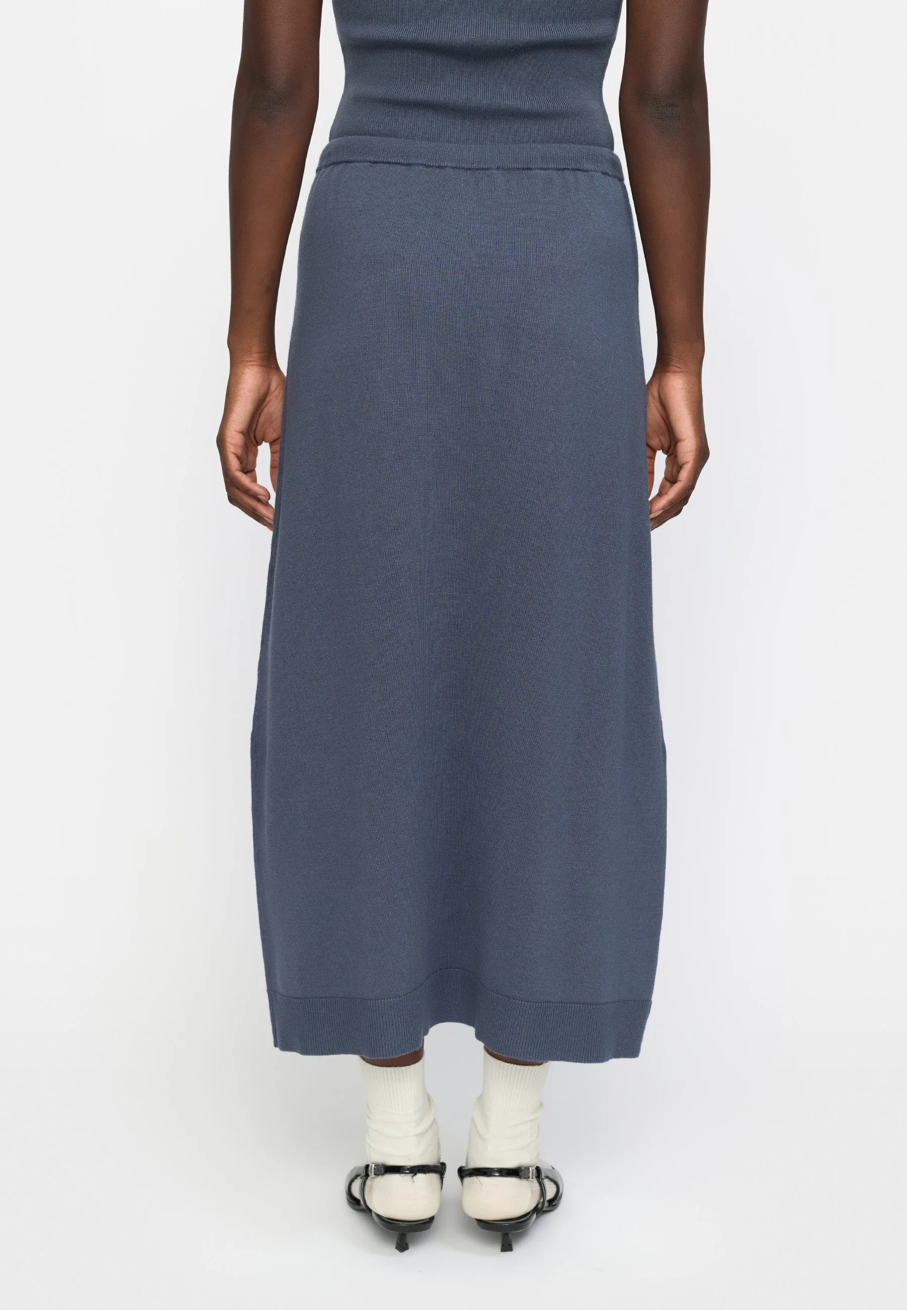 SREpira Midi Skirt Knit - Ombre Blue